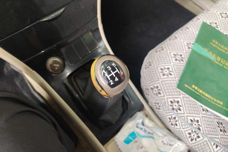 Used BYD F3 2009 1.5L Smart Platinum Edition Standard GL-i Gear Lever