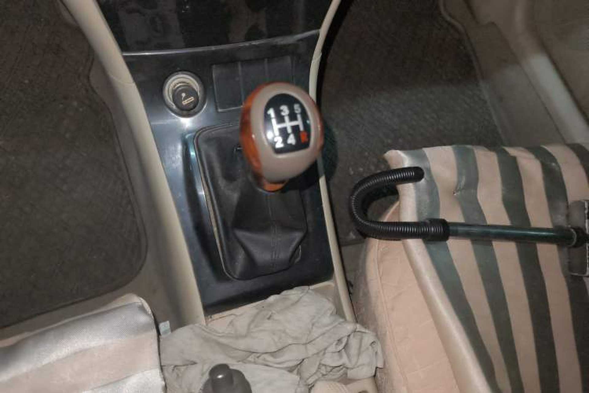 Used BYD F3 2009 1.5L Smart Platinum Edition Standard GL-i Gear Lever