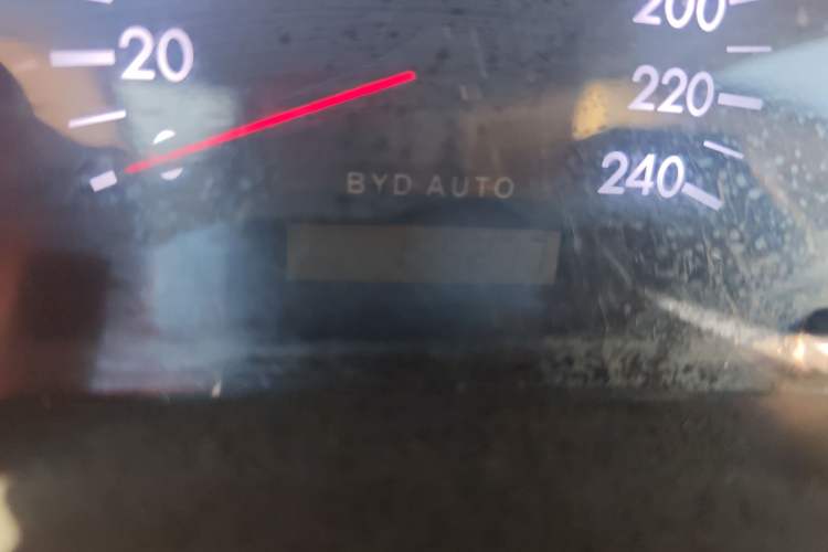 Used BYD F3 2009 1.5L Smart Platinum Edition Standard GL-i Odometer Close Up