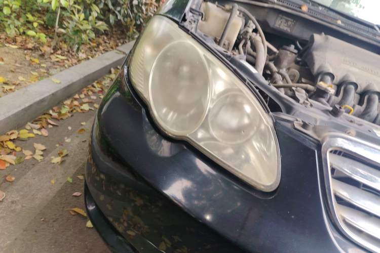 Used BYD F3 2009 1.5L Smart Platinum Edition Standard GL-i Right Front Headlight