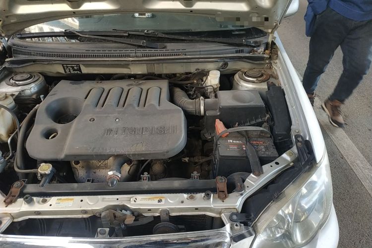 Used BYD F3 2009 1.5L Smart Platinum Luxury GLX-i Engine Bay Left