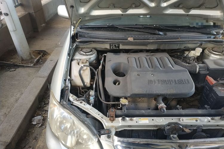 Used BYD F3 2009 1.5L Smart Platinum Luxury GLX-i Engine Bay Right