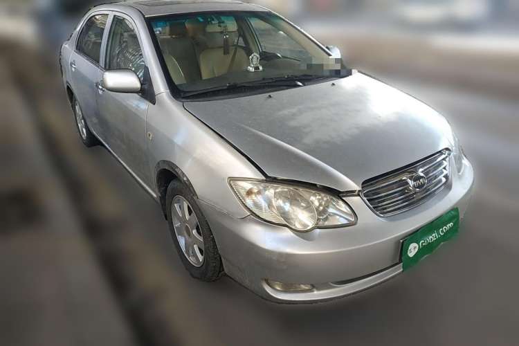 Used BYD F3 2009 1.5L Smart Platinum Luxury GLX-i Front Right 45 Deg