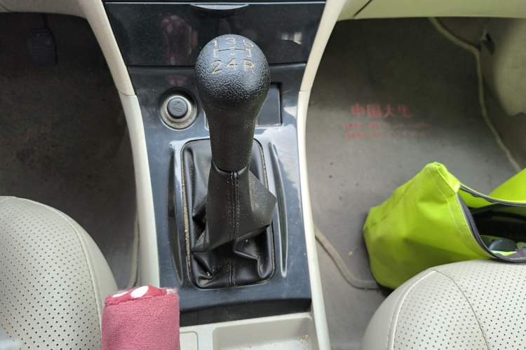 Used BYD F3 2011 1.5L New Platinum Edition Comfort Version Gear Lever