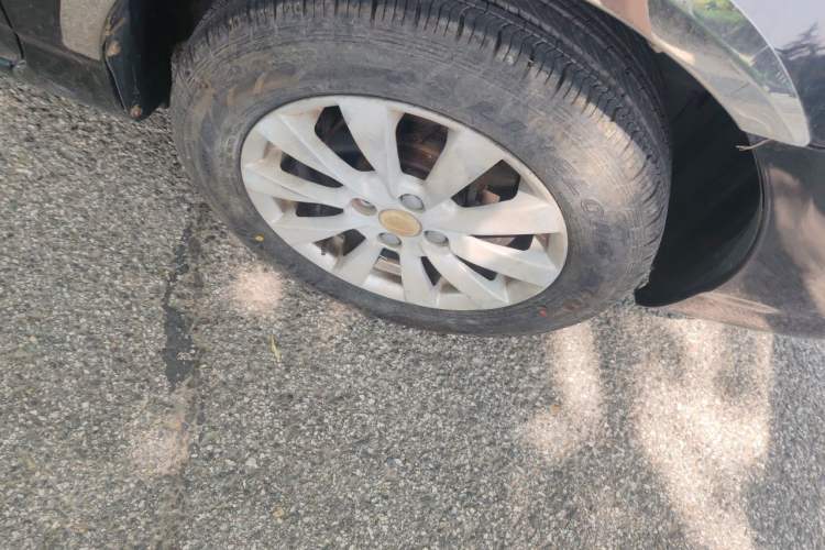 Used BYD F3 2011 1.5L New Platinum Edition Comfort Version Right Front Wheel Hub