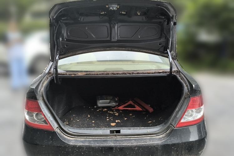 Used BYD F3 2011 1.5L New Platinum Edition Comfort Version Trunk
