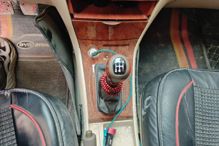 Used BYD F3 2011 1.5L New Platinum Edition Comfort Version Gear Lever
