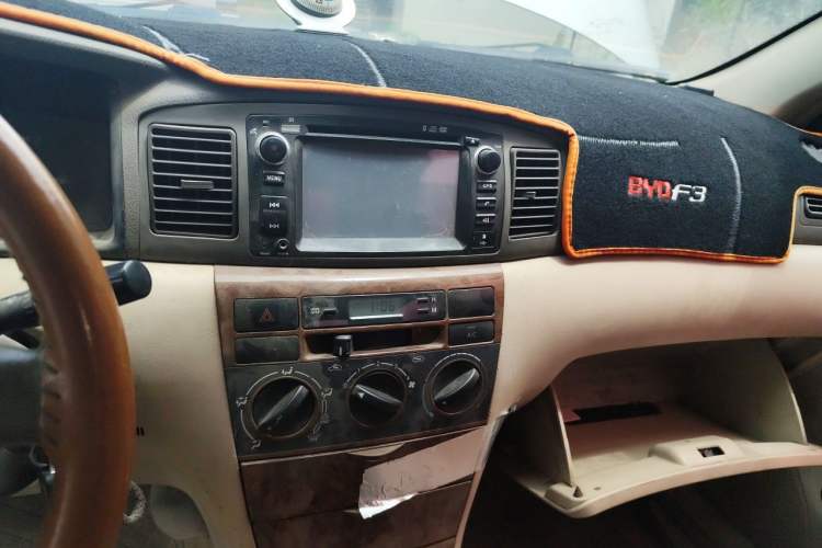Used BYD F3 2011 1.5L New Platinum Edition Comfort Version Audio And AC Panel