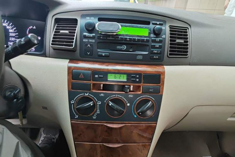 Used BYD F3 2011 1.5L New Platinum Edition Standard Version Audio And AC Panel
