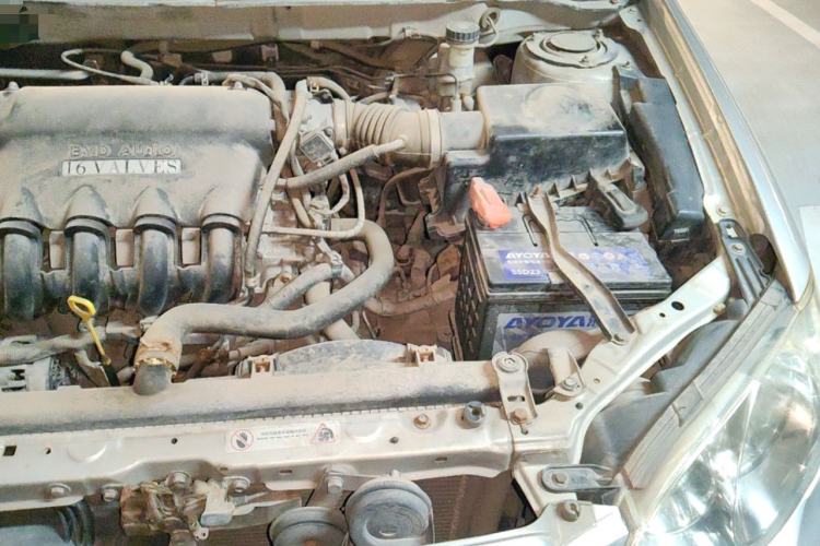 Used BYD F3 2011 1.5L New Platinum Edition Standard Version Engine Bay Left