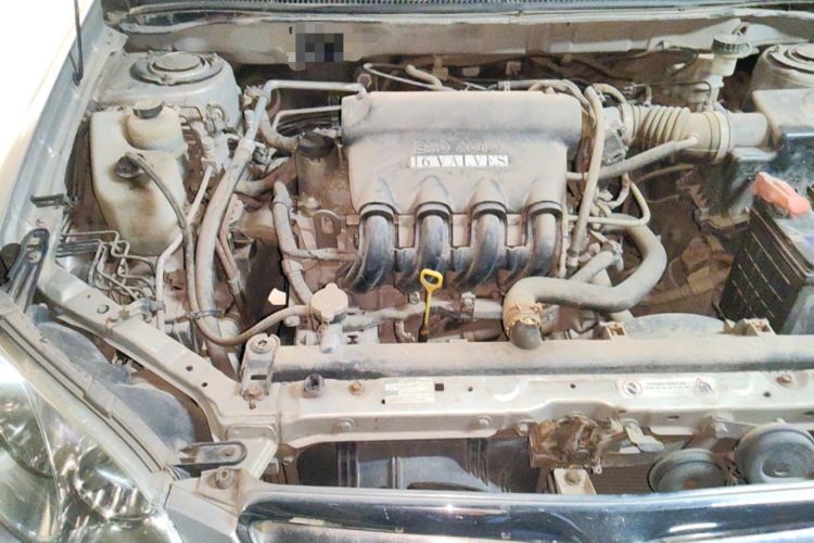Used BYD F3 2011 1.5L New Platinum Edition Standard Version Engine Bay Right