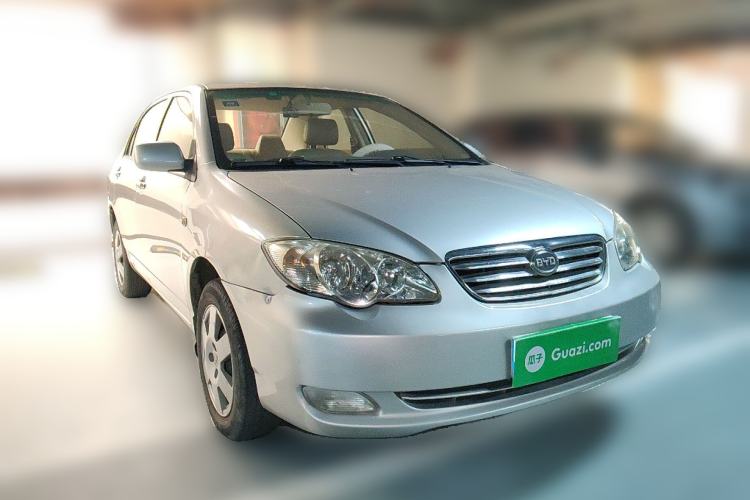 Used BYD F3 2011 1.5L New Platinum Edition Standard Version Front Right 45 Deg