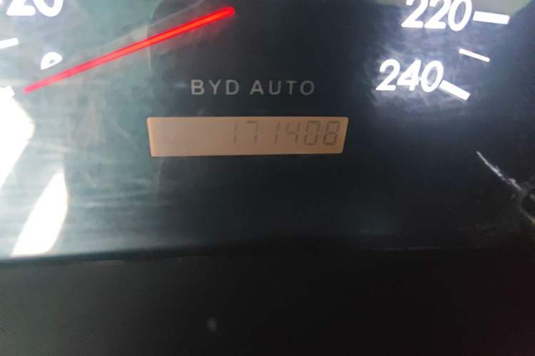 Used BYD F3 2011 1.5L New Platinum Edition Standard Version Odometer Close Up