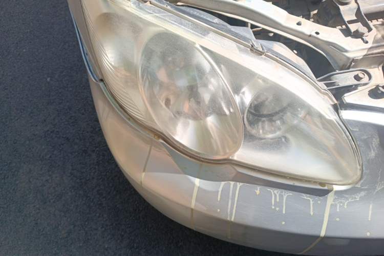 Used BYD F3 2011 1.5L New Platinum Edition Comfort Version Right Front Headlight