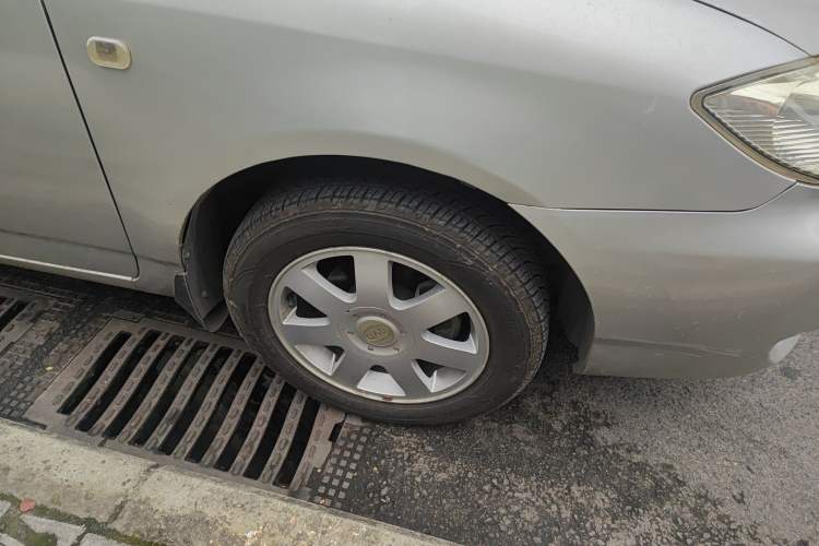 Used BYD F3 2011 1.5L New Platinum Edition Comfort Version Right Front Wheel Hub