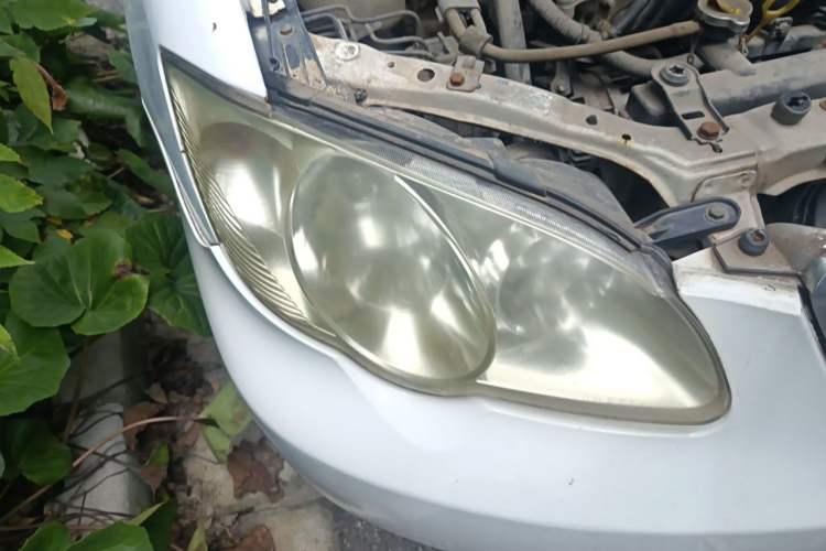 Used BYD F3 2011 1.5L New Platinum Edition Comfort Version Right Front Headlight