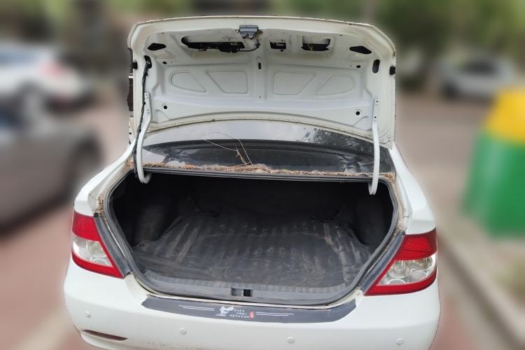 Used BYD F3 2011 1.5L New Platinum Edition Standard Version Trunk