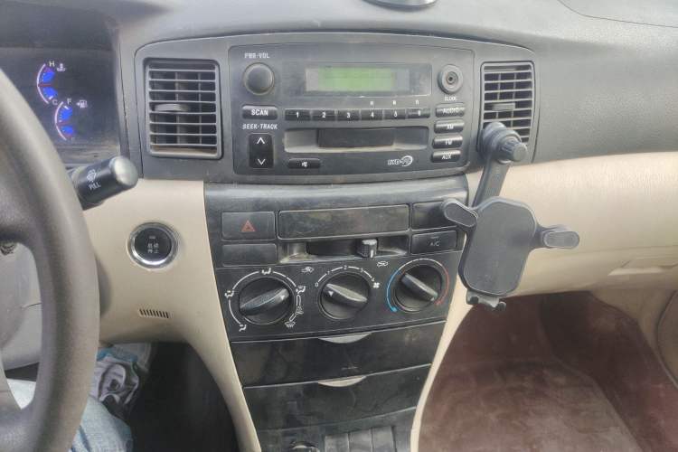 Used BYD F3 2012 Energy-Saving Model 1.5L Manual Comfort Version Audio And AC Panel