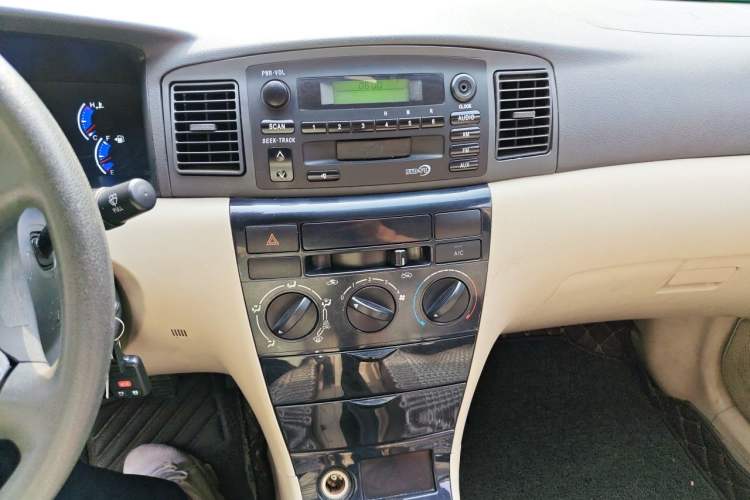 Used BYD F3 2012 Energy-Saving Model 1.5L Manual Comfort Version Audio And AC Panel