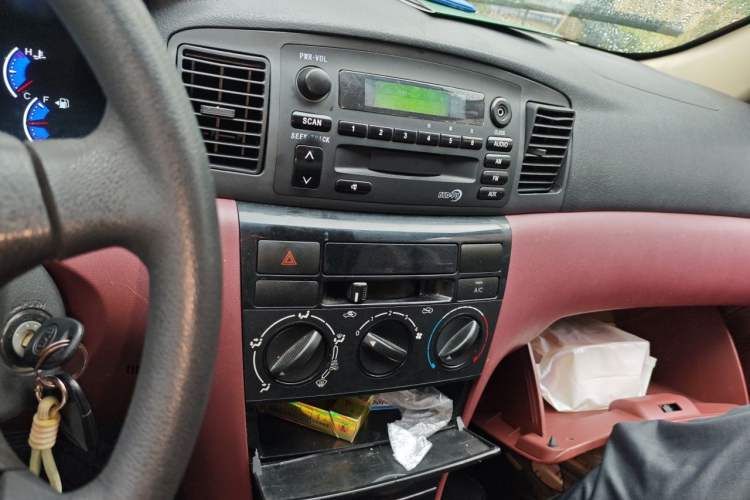 Used BYD F3 2012 Energy-Saving Model 1.5L Manual Comfort Version Audio And AC Panel