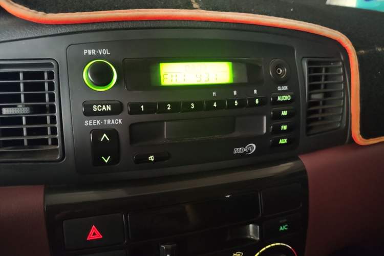 Used BYD F3 2012 Energy-Saving Model 1.5L Manual Comfort Version Audio And AC Panel