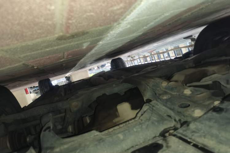 Used BYD F3  Chassis Front Left