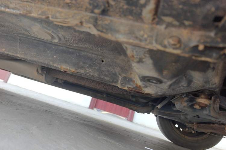 Used BYD F3 2012 Energy-Saving Model 1.5L Manual Comfort Version Chassis Front Right