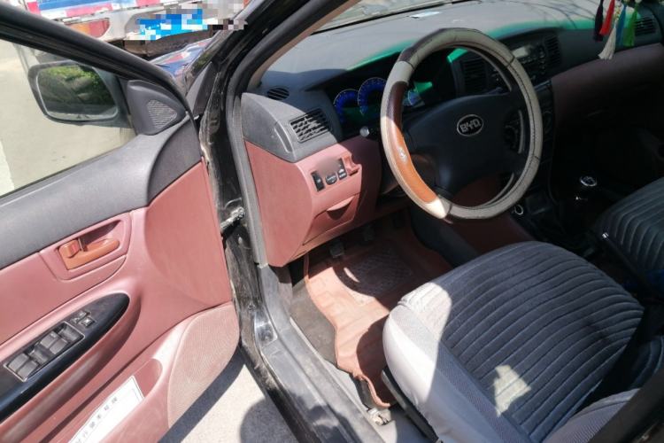 Used BYD F3 2012 Energy-Saving Model 1.5L Manual Comfort Version Driver Seat