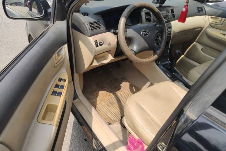 Used BYD F3 2012 Energy-Saving Edition 1.5L Manual Standard Model Driver Seat
