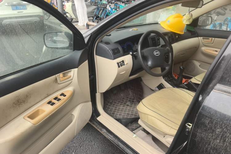 Used BYD F3 2012 Energy-Saving Model 1.5L Manual Comfort Version Driver Seat