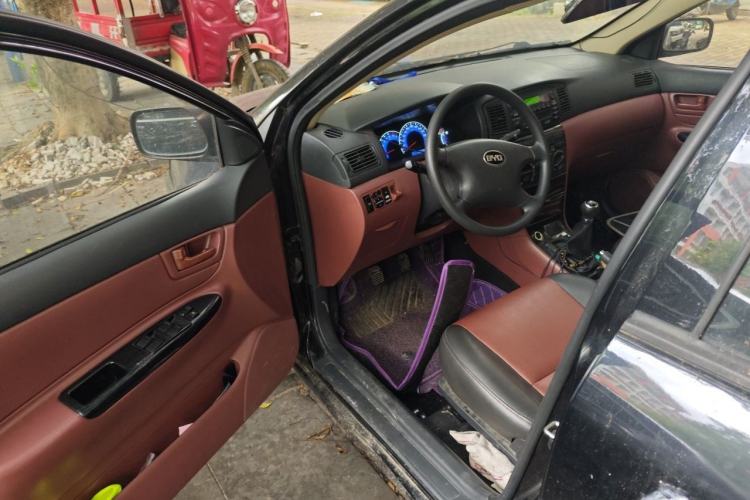 Used BYD F3 2012 Energy-Saving Model 1.5L Manual Comfort Version Driver Seat