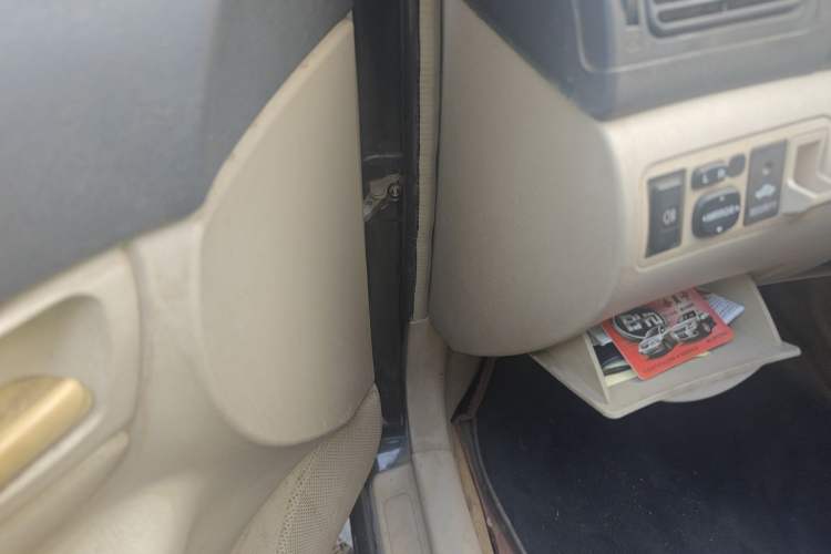 Used BYD F3 2012 Energy-Saving Model 1.5L Manual Comfort Version Driver Seat