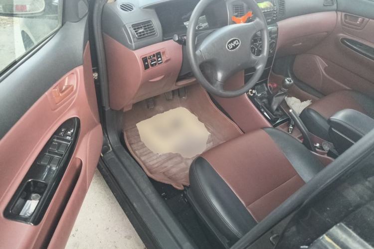 Used BYD F3 2012 Energy-Saving Model 1.5L Manual Comfort Version Driver Seat