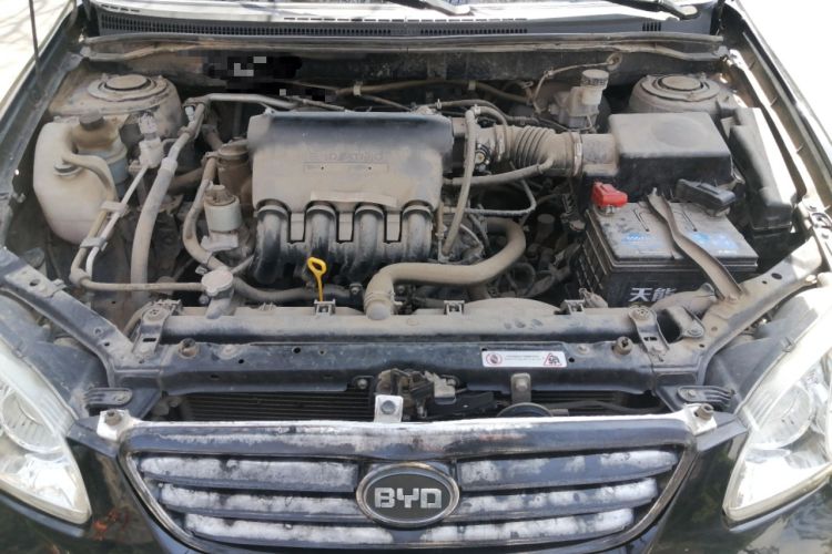 Used BYD F3 2012 Energy-Saving Model 1.5L Manual Comfort Version Engine Bay