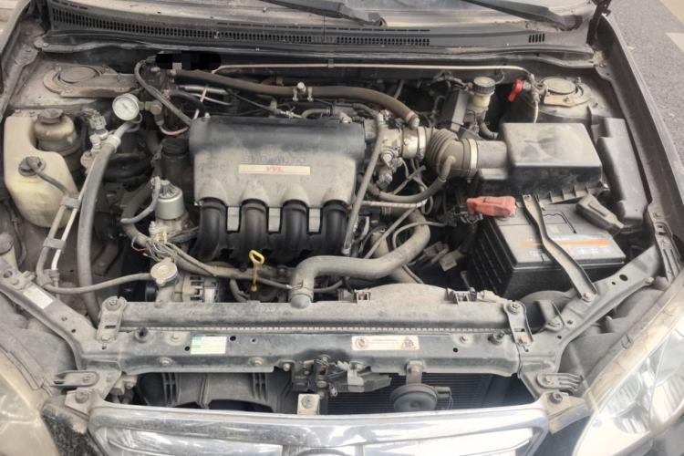 Used BYD F3 2012 Energy-Saving Model 1.5L Manual Comfort Version Engine Bay