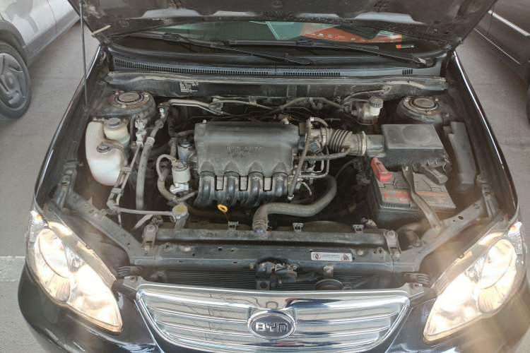 Used BYD F3 2012 Energy-Saving Model 1.5L Manual Comfort Version Engine Bay