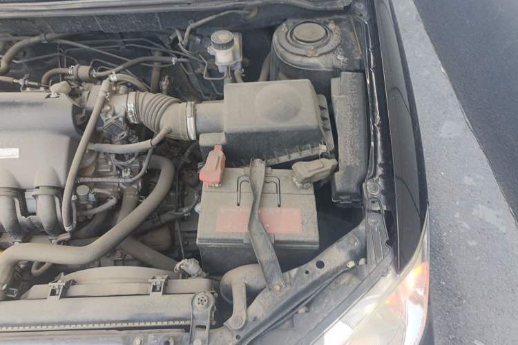 Used BYD F3 2012 Energy-Saving Model 1.5L Manual Comfort Version Engine Bay Left