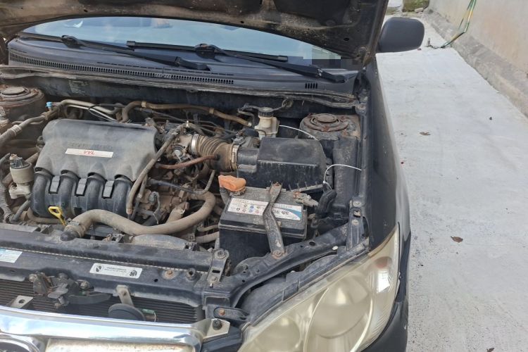 Used BYD F3 2012 Energy-Saving Model 1.5L Manual Comfort Version Engine Bay Left