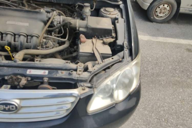 Used BYD F3 2012 Energy-Saving Edition 1.5L Manual Standard Model Engine Bay Left