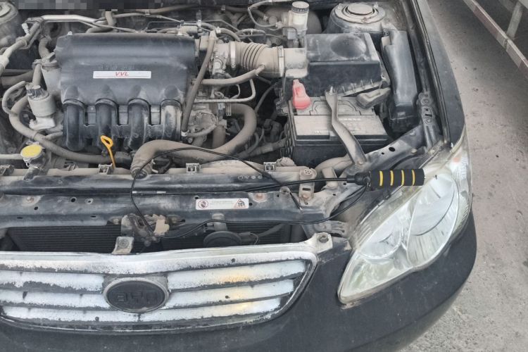 Used BYD F3 2012 Energy-Saving Model 1.5L Manual Comfort Version Engine Bay Left