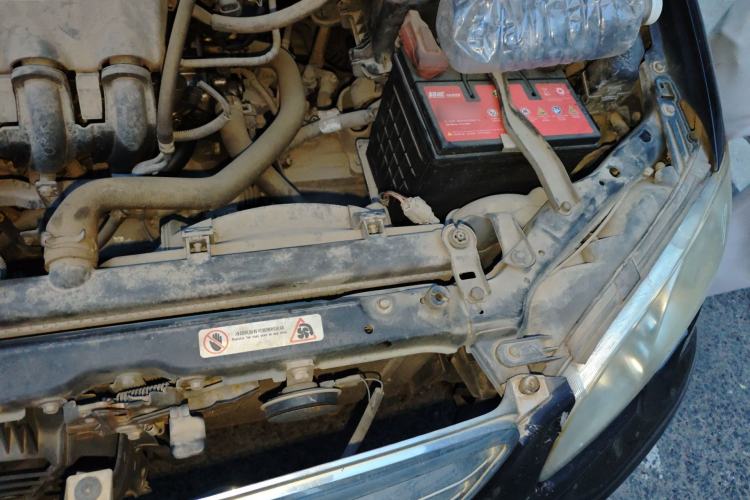 Used BYD F3 2012 Energy-Saving Model 1.5L Manual Comfort Version Engine Bay Left