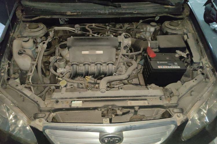 Used BYD F3 2012 Energy-Saving Model 1.5L Manual Comfort Version Engine Bay