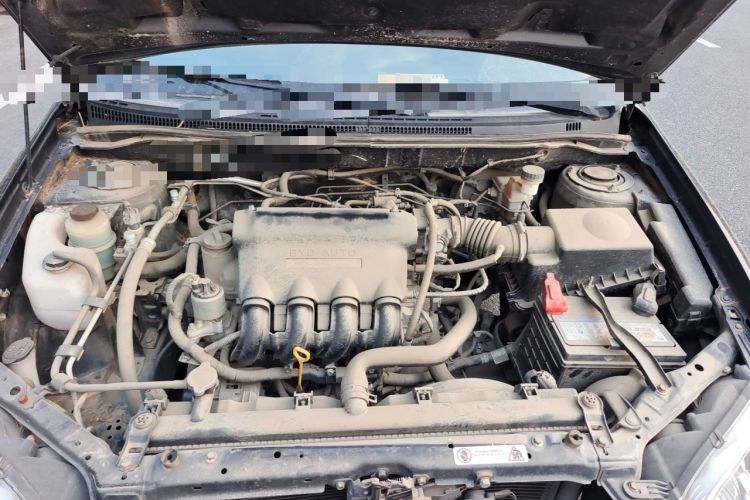 Used BYD F3 2012 Energy-Saving Model 1.5L Manual Comfort Version Engine Bay