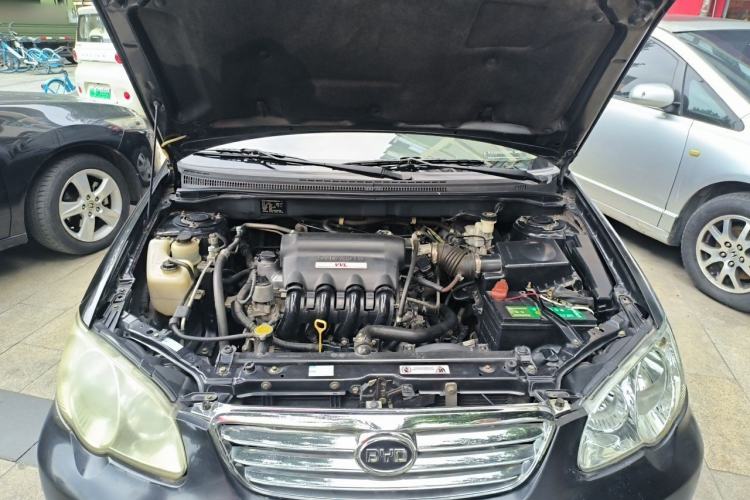 Used BYD F3 2012 Energy-Saving Model 1.5L Manual Comfort Version Engine Bay