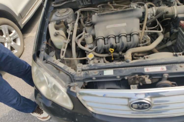 Used BYD F3 2012 Energy-Saving Edition 1.5L Manual Standard Model Engine Bay Right