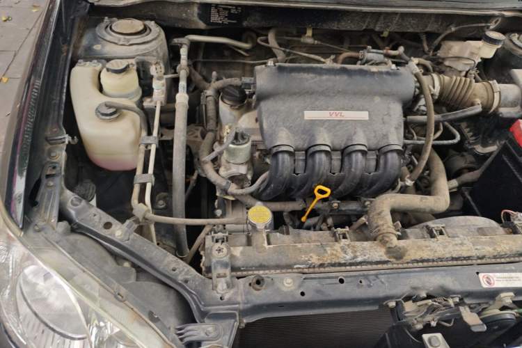 Used BYD F3 2012 Energy-Saving Model 1.5L Manual Comfort Version Engine Bay Right