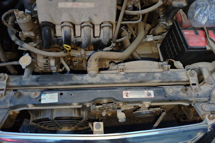 Used BYD F3 2012 Energy-Saving Model 1.5L Manual Comfort Version Engine Bay