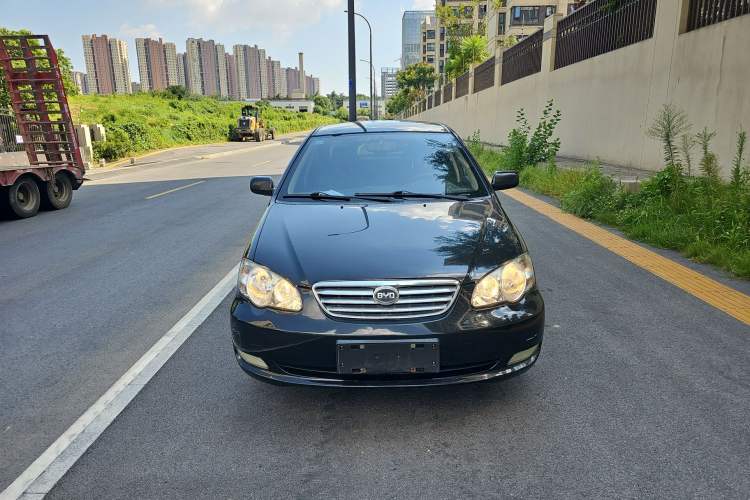 Used BYD F3 2012 Energy-Saving Model 1.5L Manual Comfort Version Exterior 1