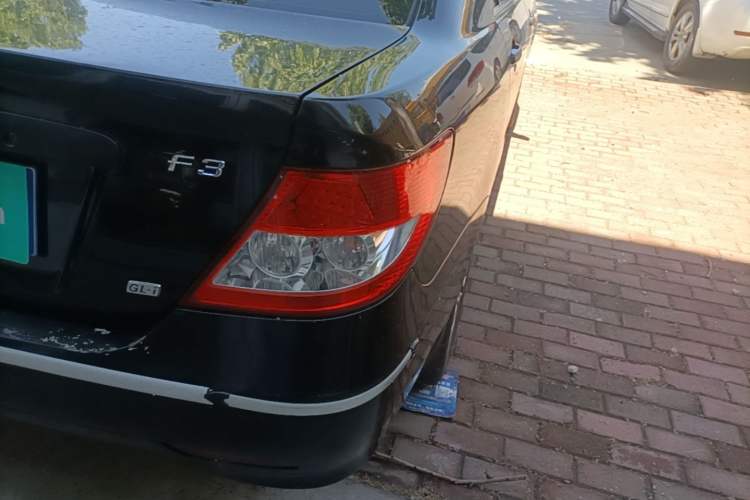 Used BYD F3 2012 Energy-Saving Model 1.5L Manual Comfort Version Exterior 3