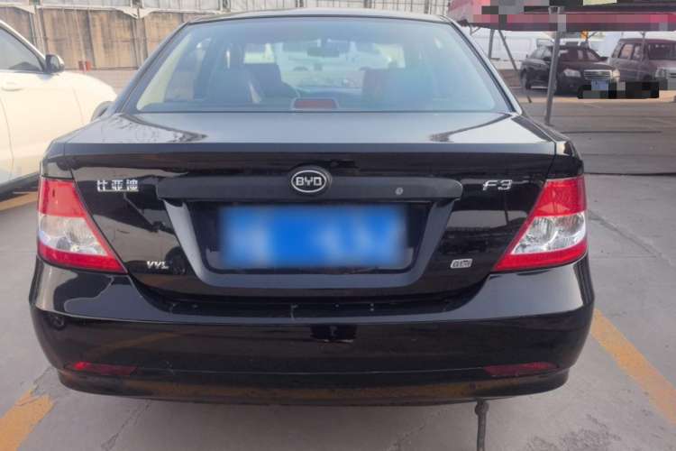 Used BYD F3 2012 Energy-Saving Model 1.5L Manual Comfort Version Exterior 4